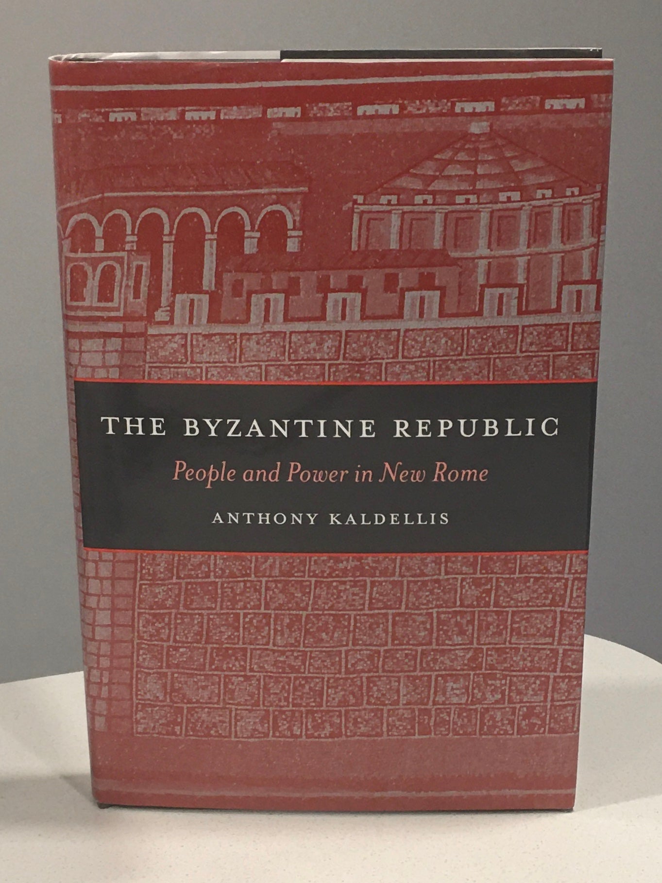 The Byzantine Republic  People and Power in New Rome