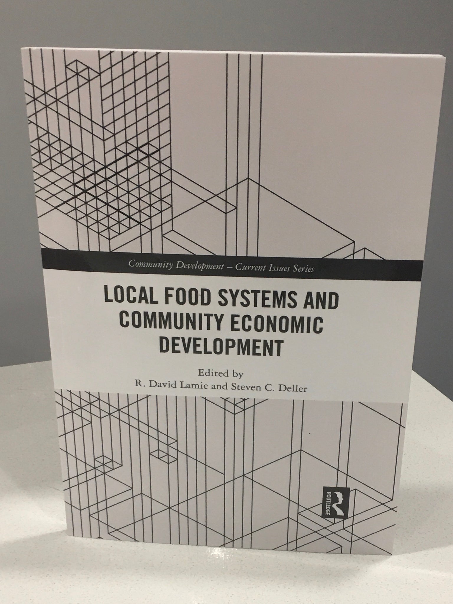 Local Food Systems and Community Economic Development - Current Issues eries